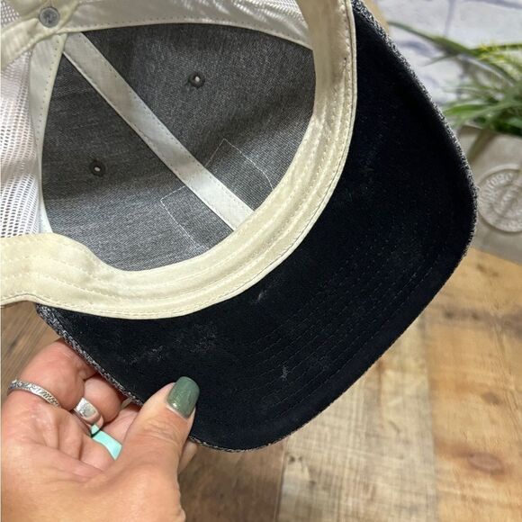 HOOEY
"BRONX" GREY/WHITE HAT - Picture 9 of 9
